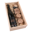 Dřevěná krabička z masivu na 2 vína - naplněná jako dárkový balíček